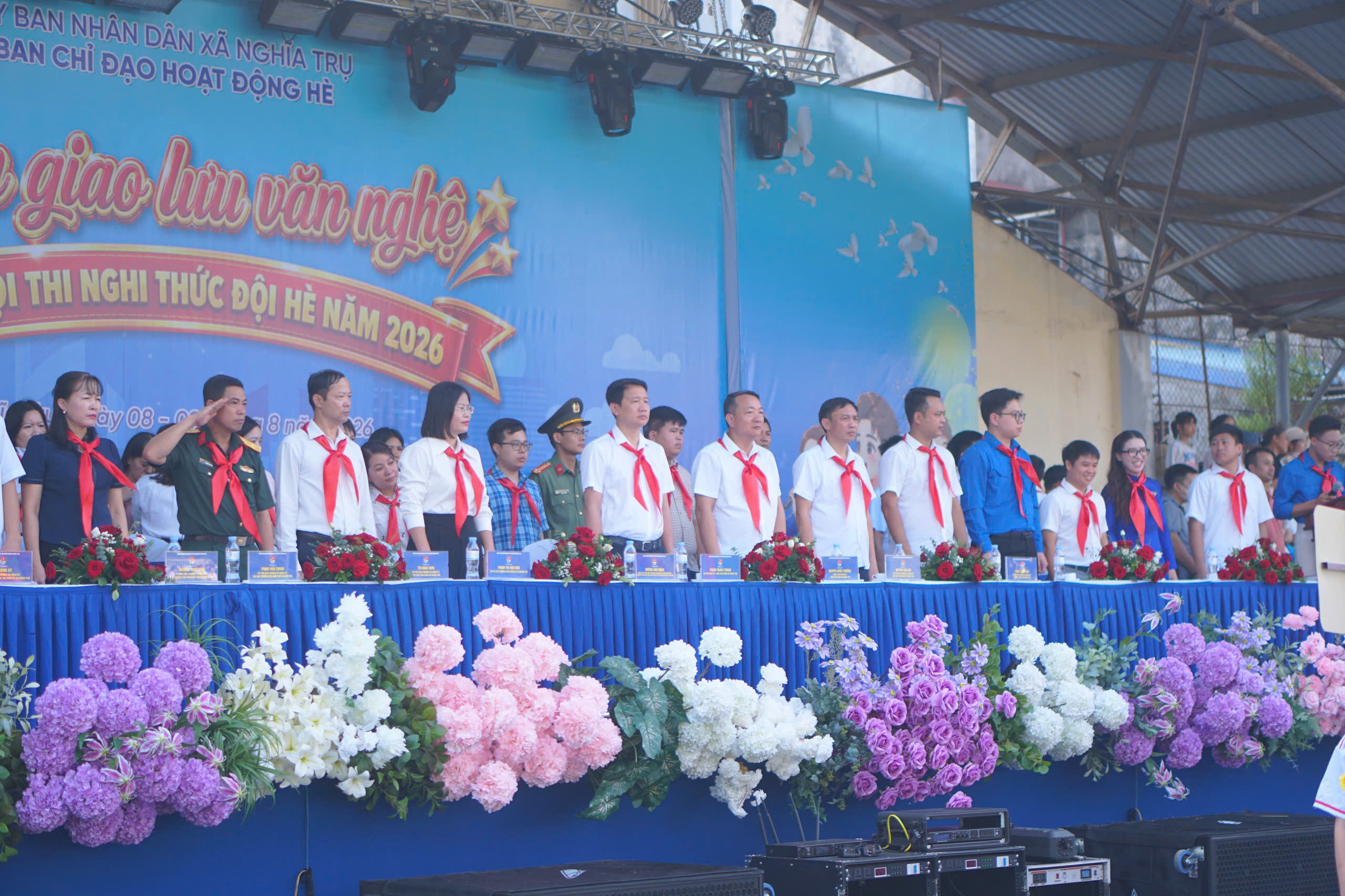Hơn 1.150 em đội viên, thiếu niên, nhi đồng xã Nghĩa Trụ tham gia Hội thi nghi thức Đội TNTP Hồ Chí Minh lần thứ I – Hè 2026