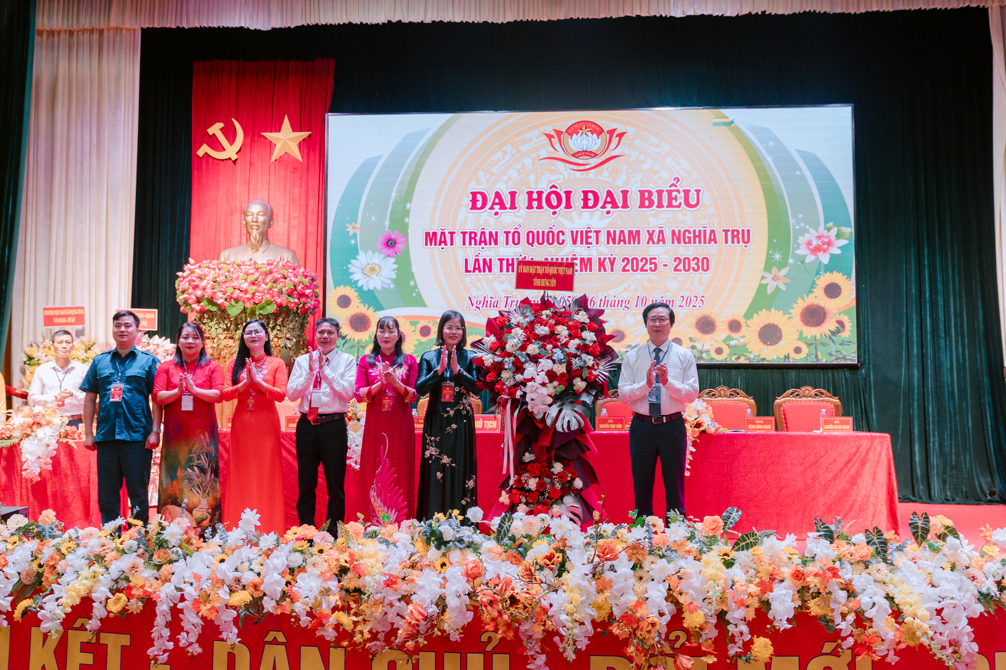 Đại hội MTTQ xã Nghĩa Trụ lần thứ nhất, nhiệm kỳ 2025-2030 thành công tốt đẹp