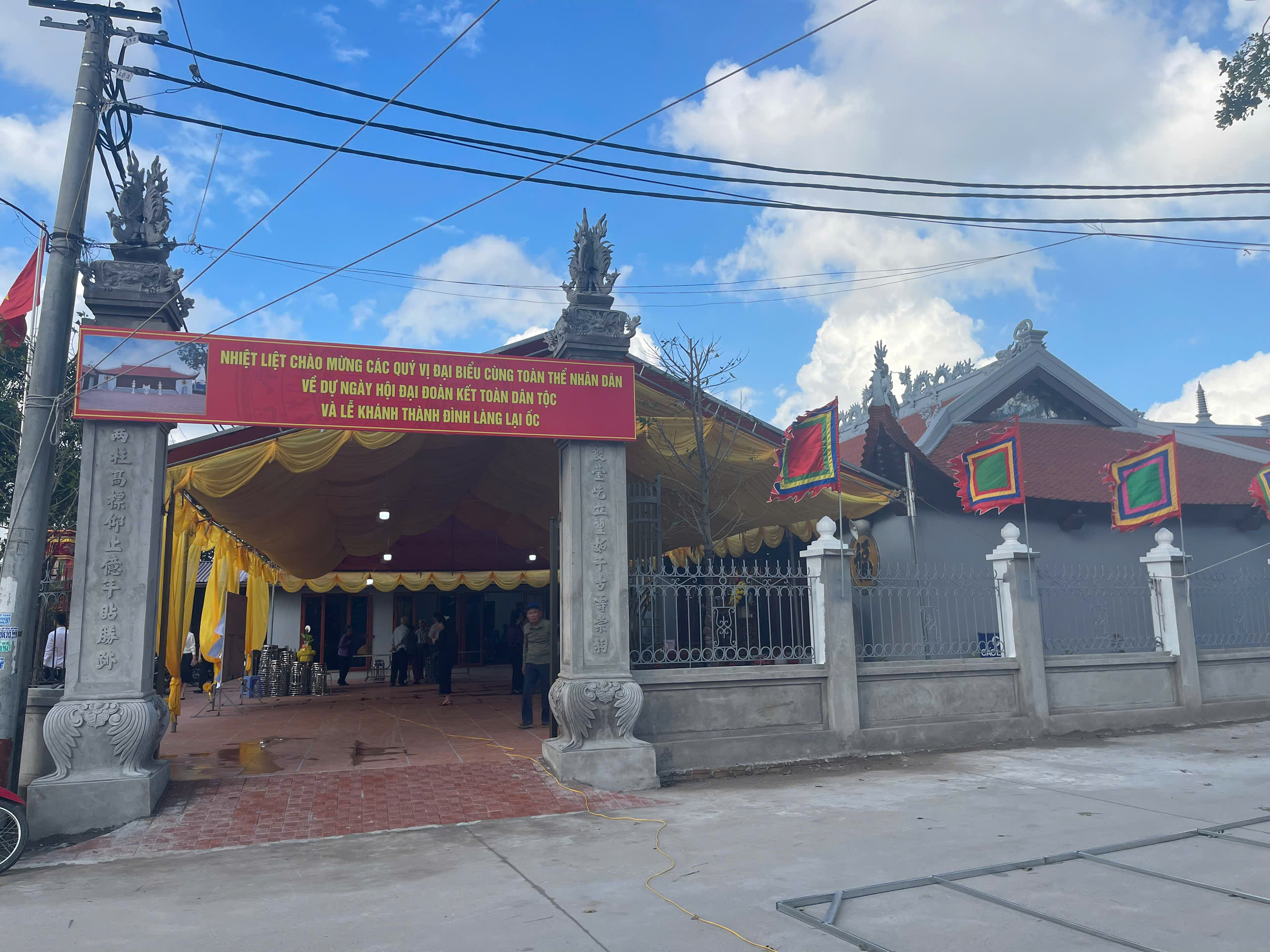 Tuyên truyền về Lễ khánh thành đình làng Lại ốc, xã Nghĩa Trụ