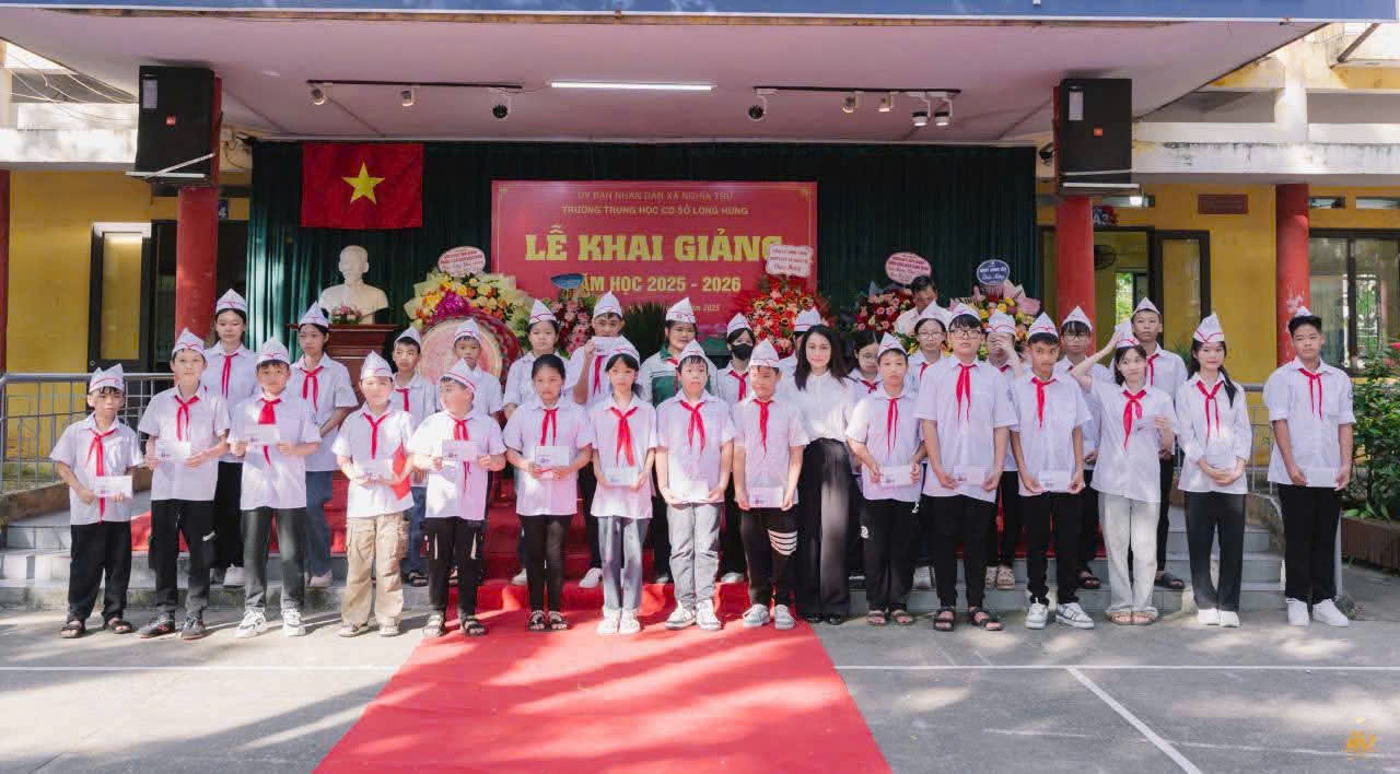 Xã Nghĩa Trụ tưng bừng tổ chức khai giảng năm học mới 2025-2026 tại 8 điểm trường trên toàn xã