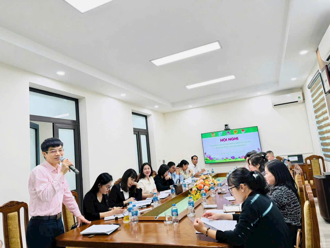 Tập huấn cán bộ nhận ủy thác năm 2025