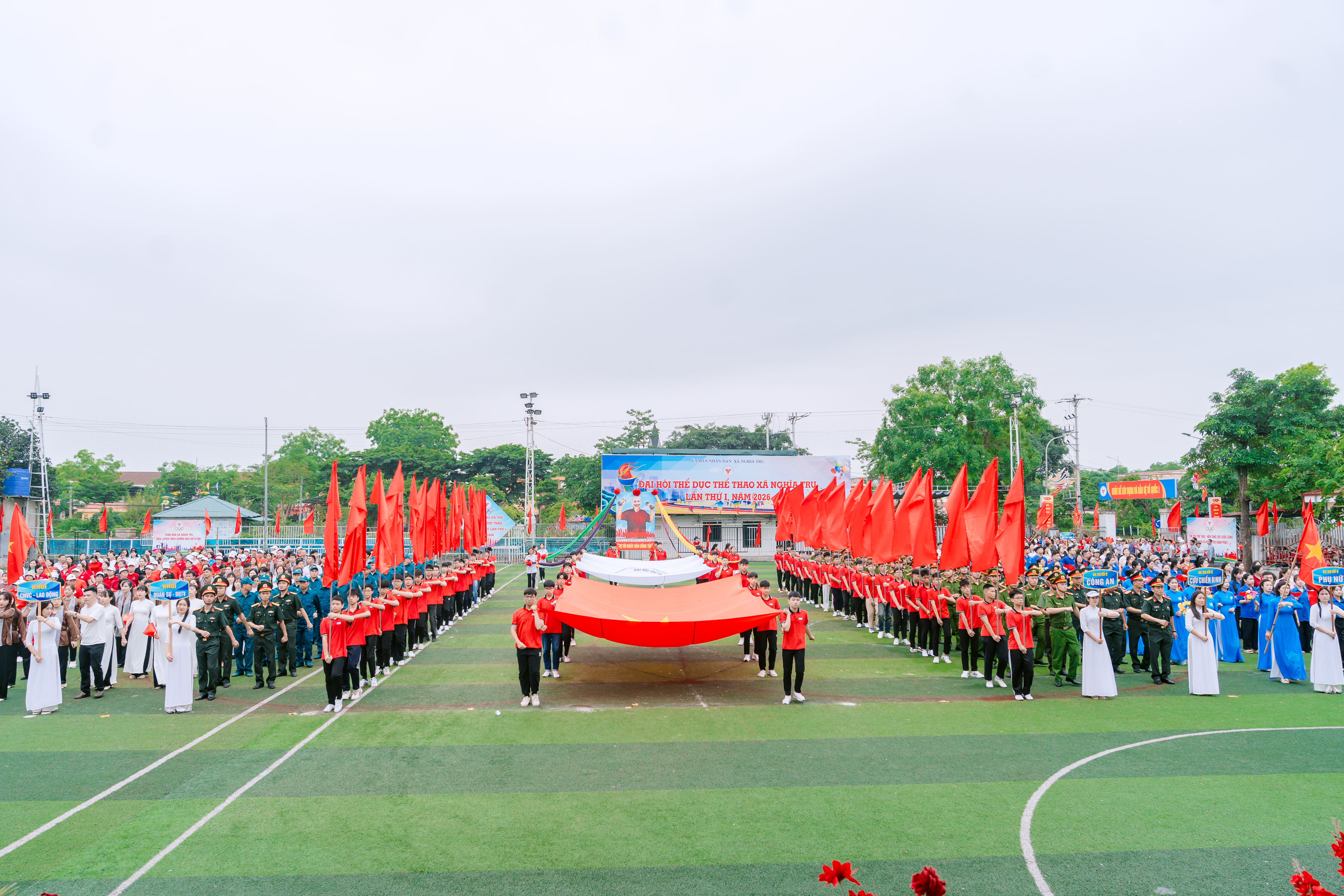 Tổng duyệt chương trình diễu hành, biểu dương lực lượng chuẩn bị cho Đại hội Thể dục thể thao xã Nghĩa Trụ