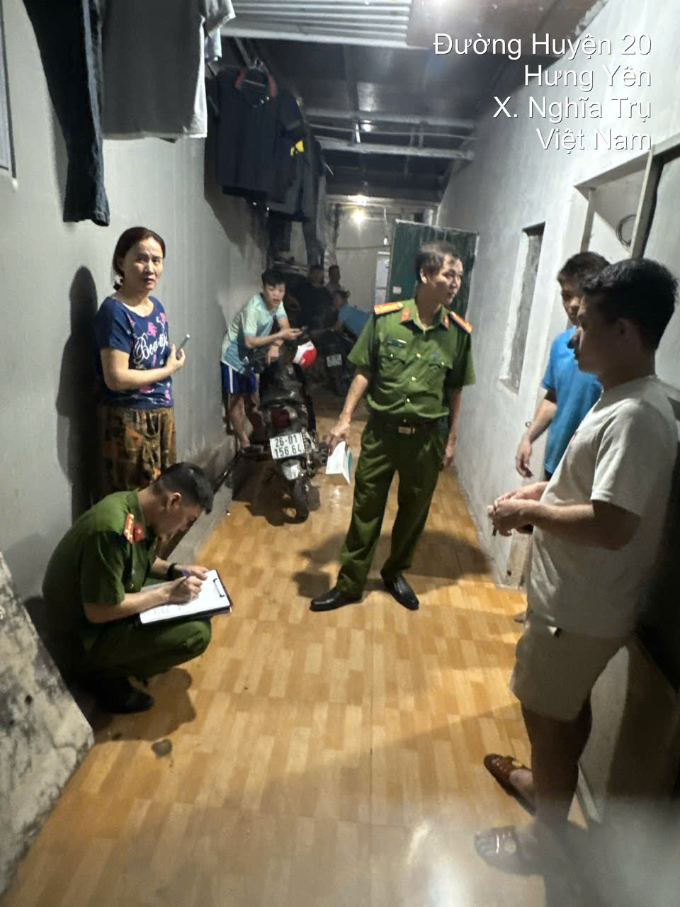 CÔNG AN XÃ NGHĨA TRỤ TĂNG CƯỜNG KIỂM TRA CƯ TRÚ, TEST MA TUÝ VÀ TUYÊN TRUYỀN BẢO VỆ MÔI TRƯỜNG TẠI CÁC KHU NHÀ TRỌ