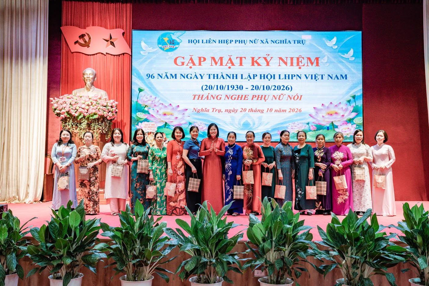     Hội liên hiệp phụ nữ xã Nghĩa Trụ tổ chức gặp mặt kỷ niệm 96 năm ngày thành lập hội liên hiệp phụ nữ Việt Nam (20/10/1930 – 20/10/2026)